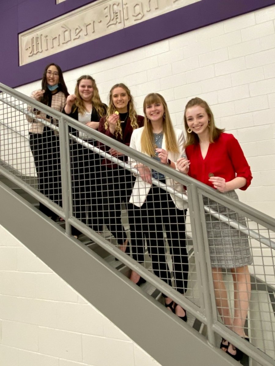 Congratulations Speech Team on an excellent finish their District Meet!🎉
Shoutouts to medalists:
Emelia Richling - 1st Persuasive
Emily Schroeder - 2nd Persuasive, 5th Poetry
Emily Kurpicka - 4th Extemporaneous
Keyara Caspar - 4th Informative
Mikayla Zeller - 5th Serious Prose