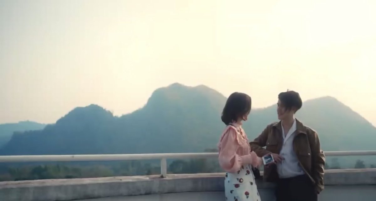 katy_kate00's tweet photo. ไปตีเจ้านายถึงใน MV เลย 555 #แปะหัวใจMV https://t.co/nTPoBmVF7S