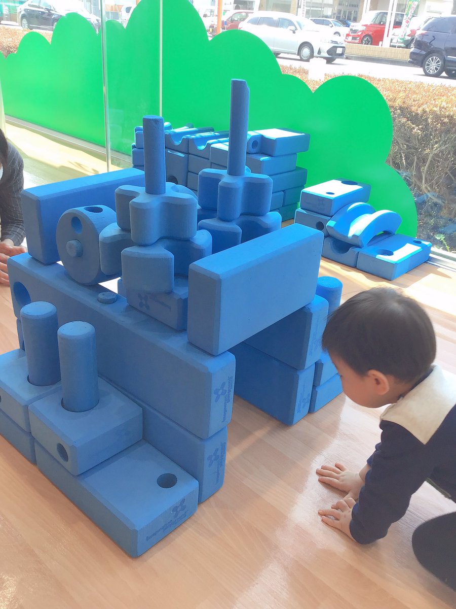 Limolimoしずおか りもりもしずおか 子どもの遊び場 ジャジャ ン 秘密基地 誕生 スルスルーっと も通れますよー 室内の遊び場 スズキのお店 の情報はhpから T Co Gxidammmp6 ボールプール 駿河区の遊び場 キッズコーナー