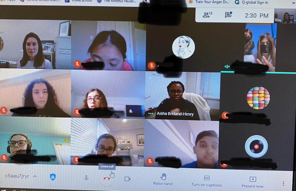 HS JMAC takeover with mental health and wellness! Thank you for the positive words in "Let's Chalk about Mental Health" and talking with JMS SADD club about mindfulness and stress management.
<a href="/Drdsmith20/">Danielle Smith, PsyD</a> <a href="/JerichoMS/">Jericho MS</a> @JerichoUFSD