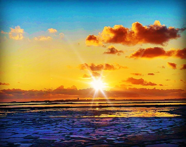 ZrmFitness's tweet image. Always an amazing end to the day.  #hardwork #sunset #sunsetshots #sunsetsofinstagram #hustleandmotivate #gettingitdone #entrepreneurlife #californiasunset #sandiegosunset #sunsethttps://www.facebook.com/zrmfitness/photos/a.126916492487661/224941156018527/?type=3