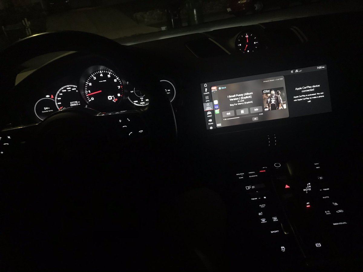 The cockpit 👀 #NightRyder #PorschePower