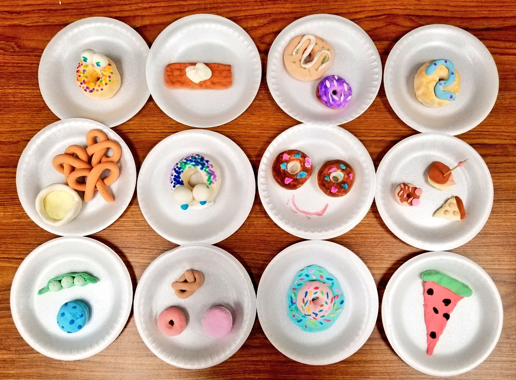 vandp814's tweet image. Our students are having so much fun this week making these food sculptures from Model Magic clay, inspired by amazing artist Peter Anton. @AntonPeteranton 
Anyone hungry? 🍩🍔🍣🥨🌭🍕
#peteranton #art #HayesHawks #JHE_art