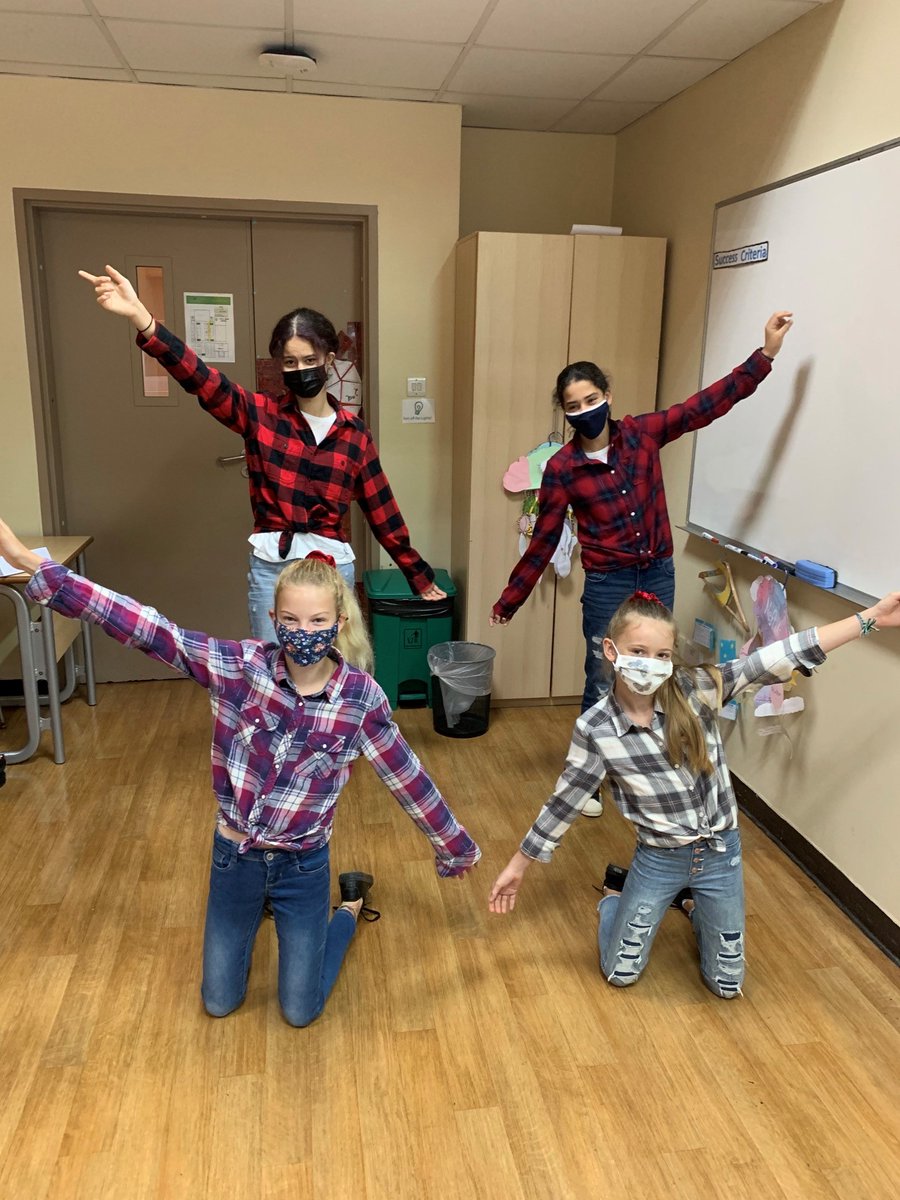 DIA_Secondary's tweet photo. #Spirit Week starts with a lot of buzz and energy! The Secondary School had the TWINS Day with some brilliant ideas from our students #DreamInspireAchieve #DIAcreativity #DIAinnovation #DIAspirit #DIAwellness #DIAwellbeing #DIAcares #twins #spirit https://t.co/P94zeR8iMA