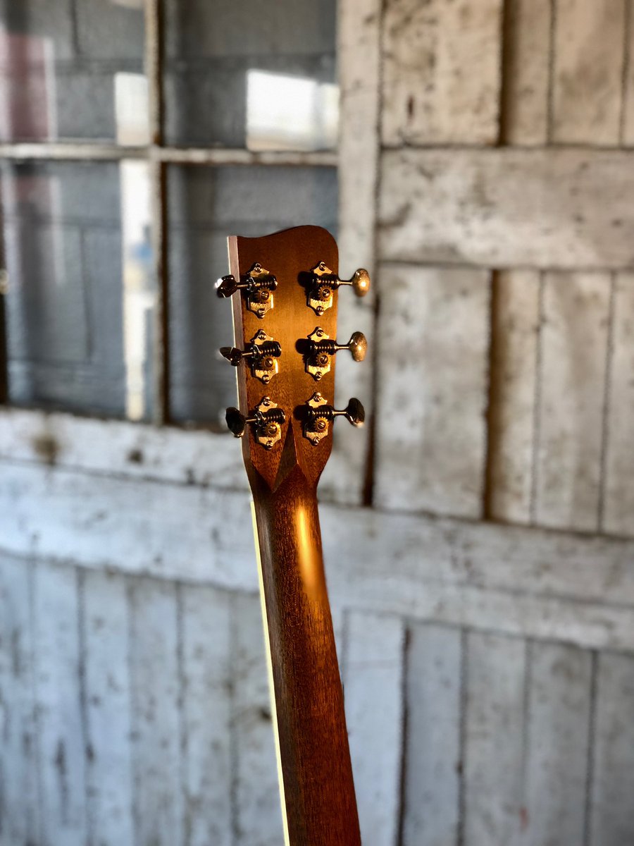 gallagher_co's tweet photo. This guitar travelled with Doc Watson for a year as its owner stood in for Merle. It needed a new neck. Good as new!  #acousticguitar #docwatson https://t.co/8h4zz9IGRV