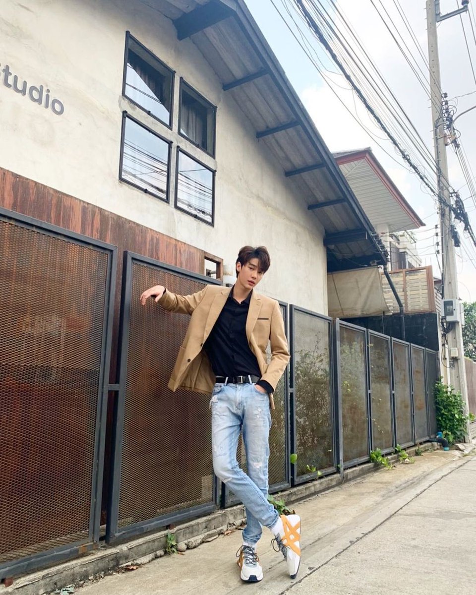 dewjsuarchive's tweet photo. he is so Fine...

#dew_jsu https://t.co/BjkPVnirT9