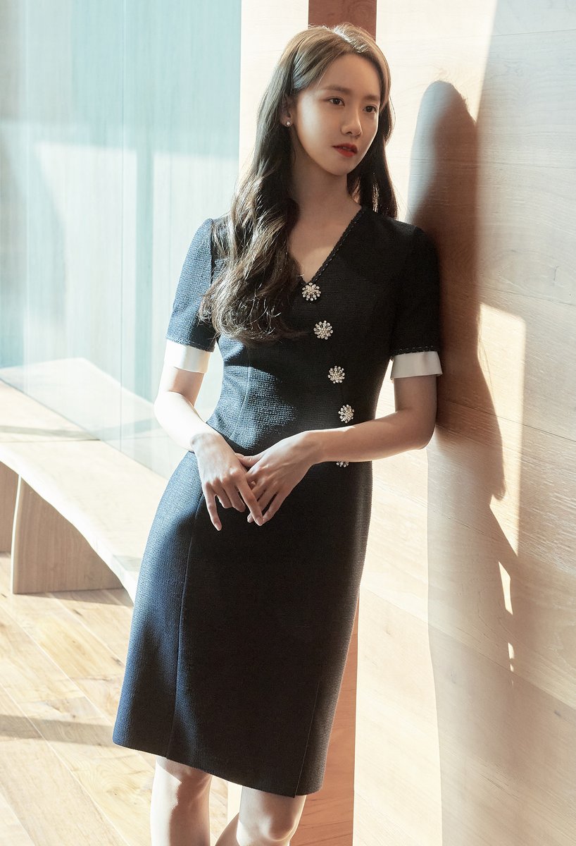 mystarmyangel's tweet photo. [1500x2200] 210311 YoonA - JIGOTT S/S 2021 promo pic cr babathe

More HQ version
https://t.co/F9QwURhiwA

#YoonA #윤아 https://t.co/19DtRUMPId
