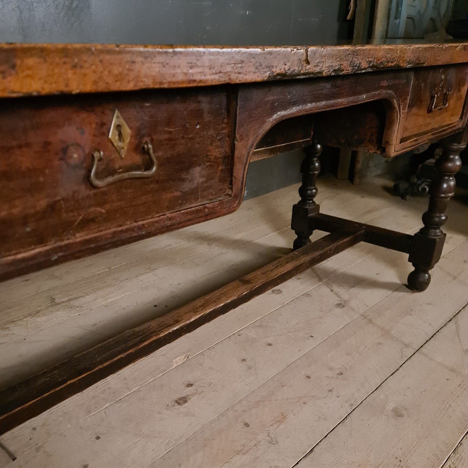 ArcadiaAntiques's tweet photo. Wonderful 18th Century Spanish Walnut serving table/ desk with a stunning 4cm thick two plank top.
Price: £3,450
https://t.co/UrI1nNqFHp
#walnutservingtables #servingtables #spanishservingtables https://t.co/kCpnmGie6M