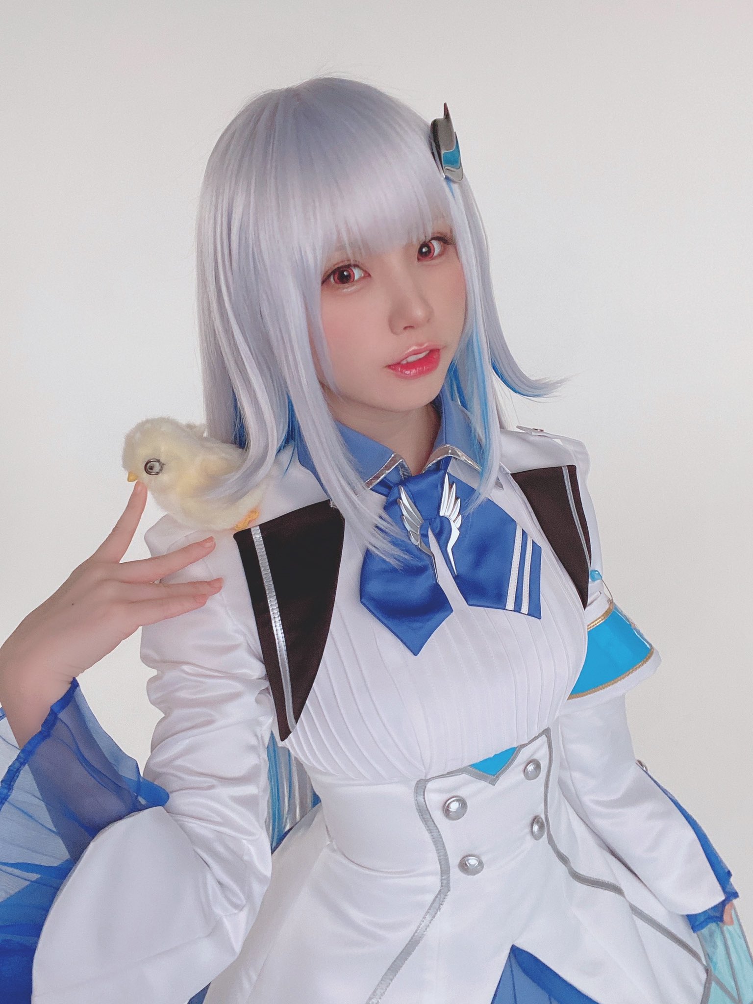 えなこ on X: