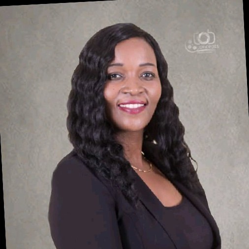 WiGH_network's tweet photo. “The increase on the #visibility of women in the #greenhydrogen sector is important.”
@fortunatefari1 is Founder and Director of @Sustenergy2, current National Team Leader for Green Hydrogen Atlas Africa Zimbabwe and #WiGH2 member. Read more on https://t.co/cFDxGI7Nmg https://t.co/KF0bNtt8XN