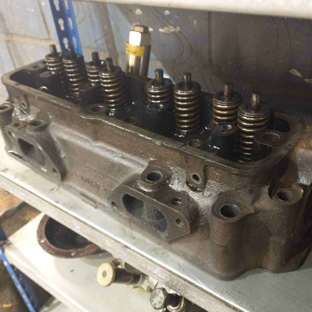 engineer_agri's tweet photo. Another #engine that will be heading to @ivorsearle very soon, this engine is out of a #classic #unimog. #vintage #rebuild #keepmoving #ivorsearle #cylinderhead #block #farm #farming #farm365 #agri #agriculture #agriculturalengineering #agriengineer #youngsagriculturalservices https://t.co/uDhys2fYpD