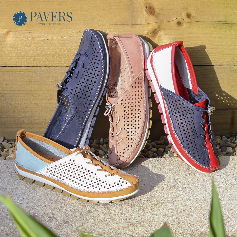pavers trainers wide fit