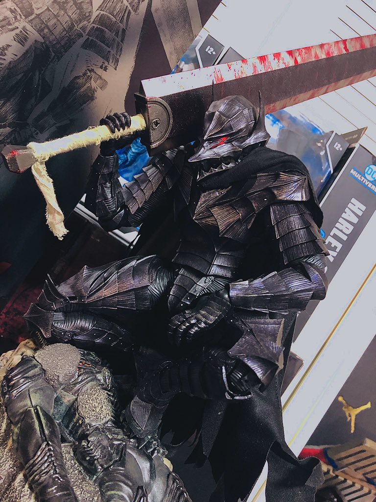 うしょー 狂戦士モードを再現 目にはライトアップも付いて禍々しさ が何倍にも増してカッコよ過ぎます あと可動が凄い Threezero スリーゼロ Berserk ベルセルク Guts ガッツ