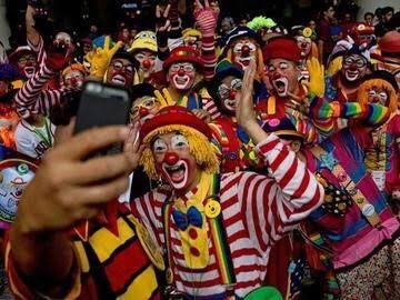 edsonsroch's tweet photo. Vazou a selfie de todo mundo que defendia a Sarah e o Gil e que acreditou na segunda chance da Viih Tube.
#bbb21 #BBB221

Arthur 🤡 Que mulher quando a Carla Vai Arthur https://t.co/aQmYm1r6EW