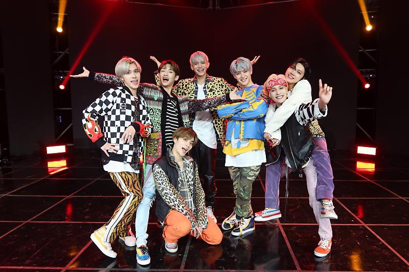 dscwind's tweet image. this definitely started off ironically and now they cant stop