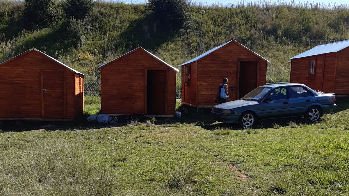Ward82_DA_JHB's tweet photo. Cllr. Stewart inspecting the temporary shelters arranged by her, and checking on the welfare of residents.

@DaluCele @DA_JHB @da_roodepoort @SowetoUrban @DAGauteng @DA_GPL @Our_DA 

#DACares #DAWorks https://t.co/j1fwSPxKFm