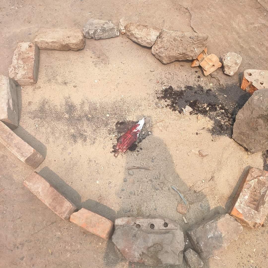 May Toe Khine (@maytoekhine) on Twitter photo Another death in Mandalay. Terrorists shot a young boy while he was running then dragged his body away. These murders on defenseless citizens need to stop now‼️ <a href="/freya_cole/">Freya Cole</a> <a href="/RapporteurUn/">UN Special Rapporteur Tom Andrews</a> <a href="/UN_HRC/">UN Human Rights Council</a> <a href="/TostevinM/">Matthew Tostevin</a> <a href="/YourAnonCentral/">Anonymous</a> <a href="/antonioguterres/">António Guterres</a> #WhatsHappeningInMyanmar #Mar11Coup Another death in Mandalay. Terrorists shot a young boy while he was running then dragged his body away. These murders on defenseless citizens need to stop now‼️ <a href="/freya_cole/">Freya Cole</a> <a href="/RapporteurUn/">UN Special Rapporteur Tom Andrews</a> <a href="/UN_HRC/">UN Human Rights Council</a> <a href="/TostevinM/">Matthew Tostevin</a> <a href="/YourAnonCentral/">Anonymous</a> <a href="/antonioguterres/">António Guterres</a> #WhatsHappeningInMyanmar #Mar11Coup