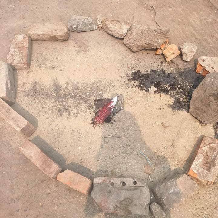 Protestor from Mandalay was killed by terrorists. Terrorists open fire to him. The death body was aslo taken by terrorists!!!
STOP ONSLAUGHT

#Mar11Coup
#WhatsHappeningInMyanmar
