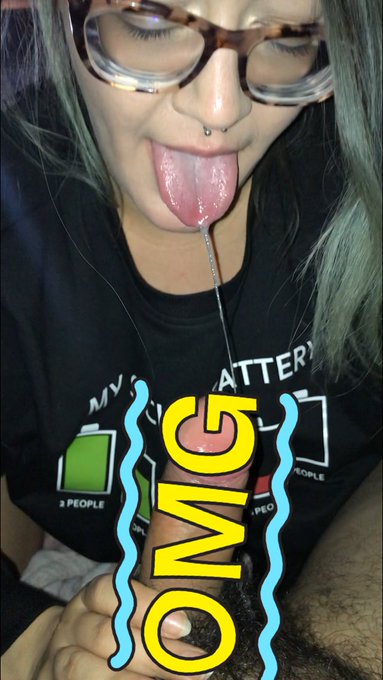 I love to choke and gag and SLURPPP on the dick 🍯 😋 Watch my newest video on my Free Page ☺️  https://t<a href="/tag/sellingcontent"class="tags"><span>#sellingcontent</span></a><a href="/tag/cashappblessings"class="tags"><span>#cashappblessings</span></a><a href="/tag/onlyfansespa%C3%B1a"class="tags"><span>#onlyfansespa&ntilde;a</span></a>