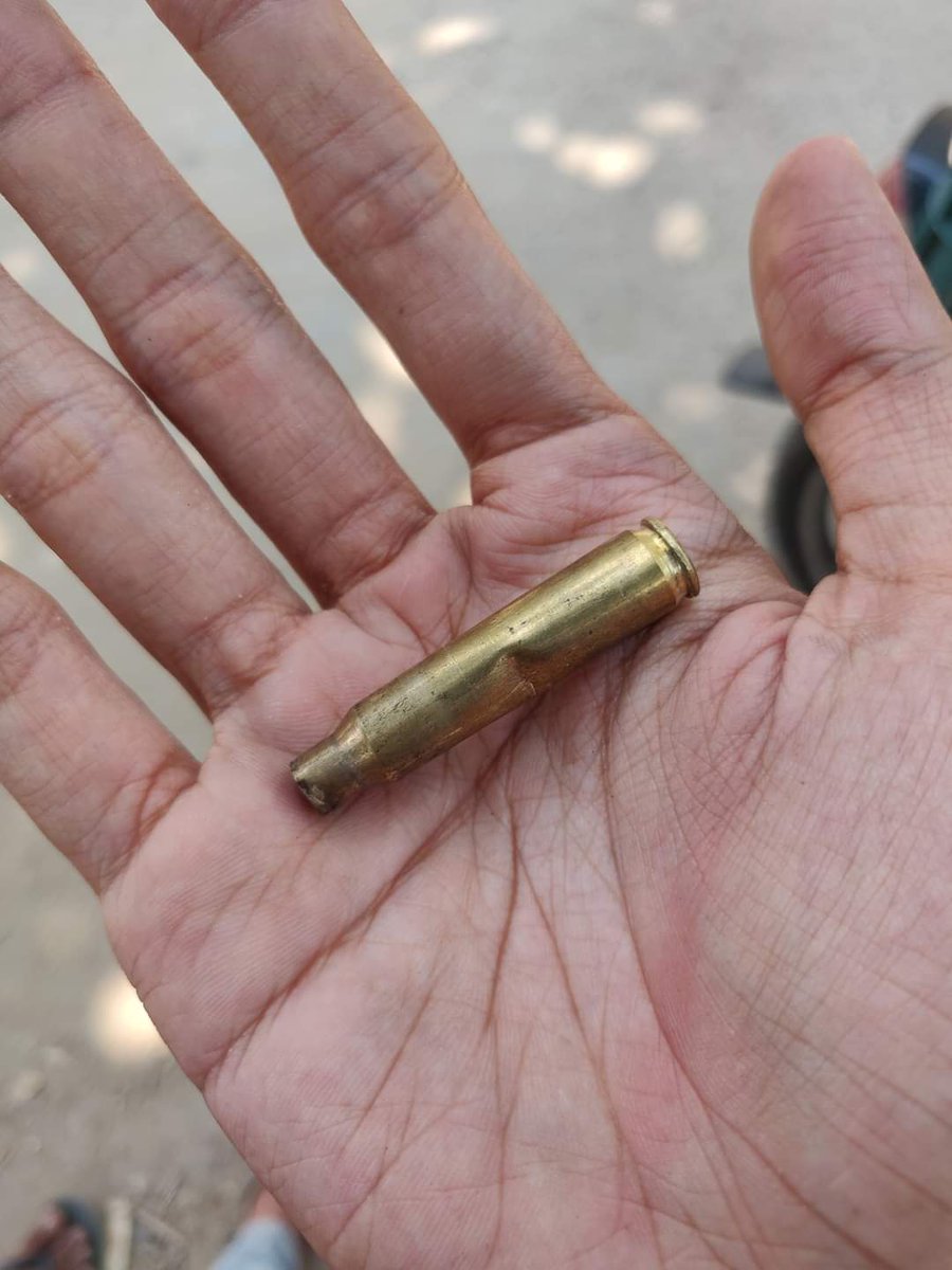 tharmaysoe's tweet photo. @KenRoth tw // headshot / blood
Terrorist group(SAC) shot with real bullets in North Dagon. A boy got headshot and just passed away.
STOP ONSLAUGHT
#Mar11Coup
#WhatsHappeningInMyanmar https://t.co/g7ZVHwssgY