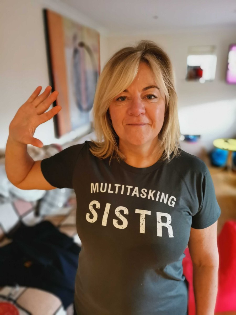 SistrApp's tweet photo. We've collaborated with @jugglewear to offer some awesome MULTITASKING SISTR clothing. 75% of the profits will be donated to the #FLYANYWAY Foundation; created to support survivors of domestic abuse to turn their business ideas into reality.
Order now: https://t.co/cT4v3tHZyw https://t.co/kzwEp9krWW
