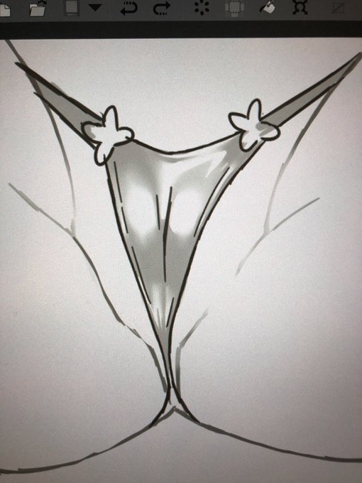 パンツの影だけめっちゃ自信あるわ 