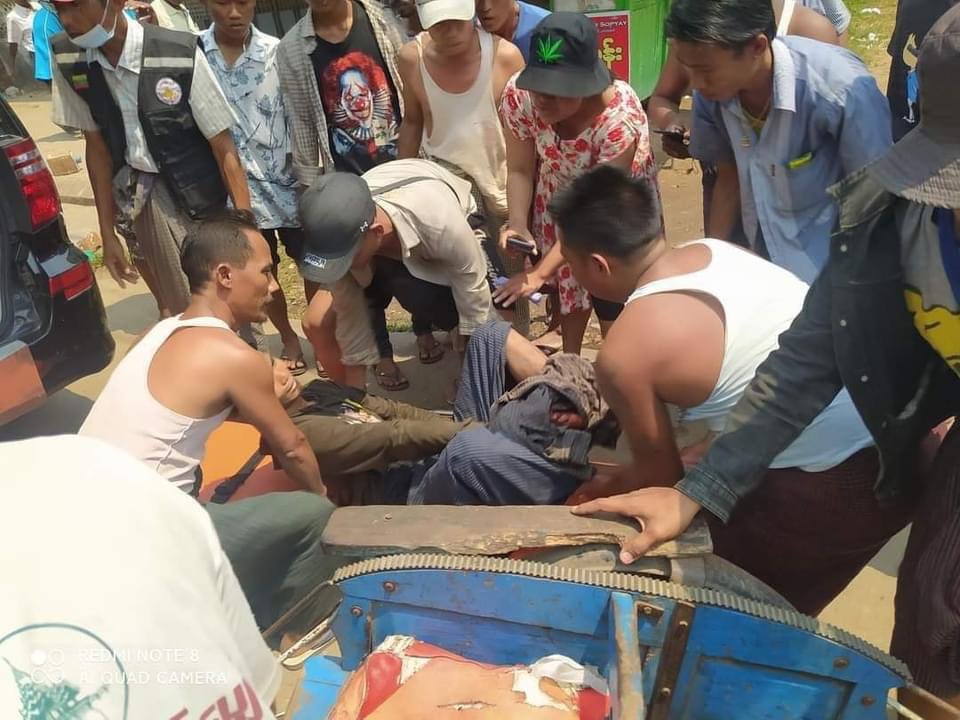 Lataut779's tweet photo. Bago  🚨🚨🚨
one person was confirmed dead 
(Headshot) ! Another person got shot in leg. 
STOP ONSLAUGHT
#WhatsHappeningInMyanmar
#Mar11Coup https://t.co/2t44mwE2mA