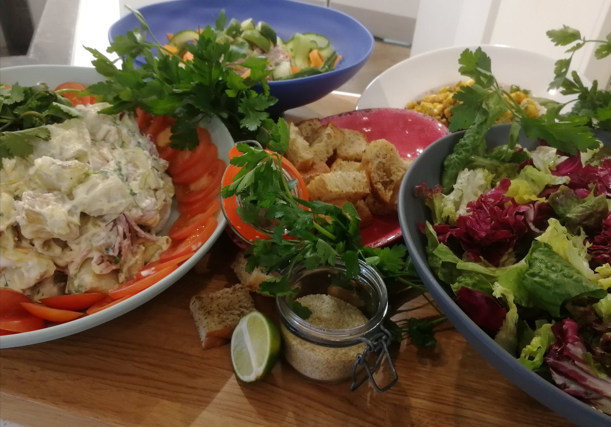 It's good to be back producing lovely food again at Samworths kitchen <a href="/UppinghamSchool/">Uppingham School</a> <a href="/Josephmbryan/">Joseph Bryan</a>  <a href="/OxfordAndrew/">Andrew Oxford</a> @ChefSi71 @chefysimon <a href="/HolroydHowe/">Holroyd Howe</a> <a href="/julianward1989/">Julian Ringham-Ward</a>
