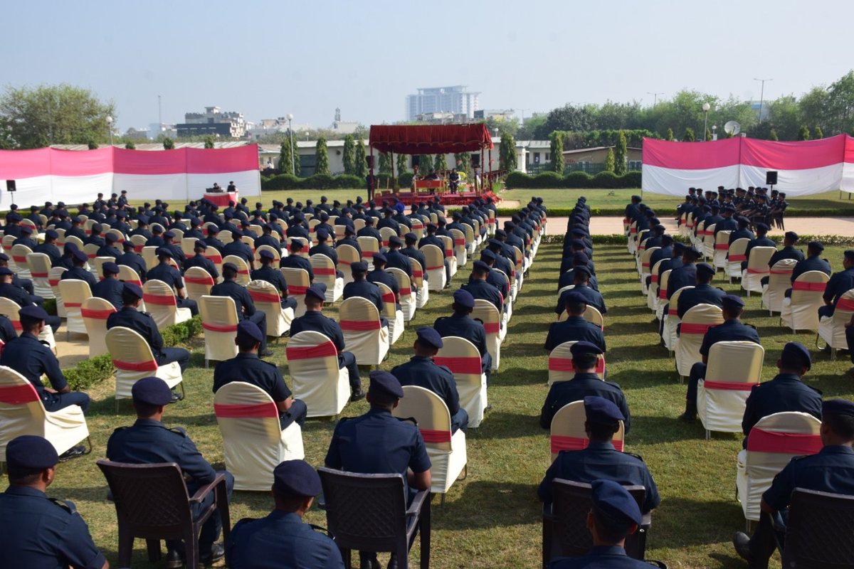 15bnNdrf's tweet photo. Sh. S.K. Drall, Commandant took over the charge of newly raised 15th BN NDRF Uttarakhand on 09-03-2021.
#savinglifeandbeyond
@NDRFHQ 
@5Ndrf 
@11Ndrf 
@1Ndrf 
@2_ndrf 
@6NDRFVADODARA 
@12bnndrf 
@8Ndrf https://t.co/EC63hEzYT5
