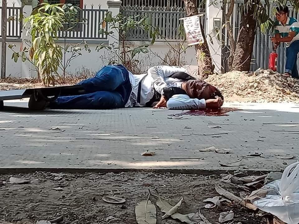 micle_min's tweet photo. @eAsiaMediaHub @USAmbUN @USEmbassyBurma The day after the UNSC publication
11/3/21 List of casualties
Myaing - 8
Myingyan - 6
Myeik - 3
North Dagon - 2
Man Lay - 1
Bago - 2
They are killing people in Myanmar.
#WhatsHappeningInMyanmar
#shoot_till_they_dead
#endcoup https://t.co/Da8GoukDb5