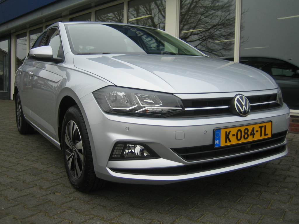 Autoaktief's tweet image. Wij zochten en vonden deze nieuwe VW Polo voor 22.000 euro rijklaar.
