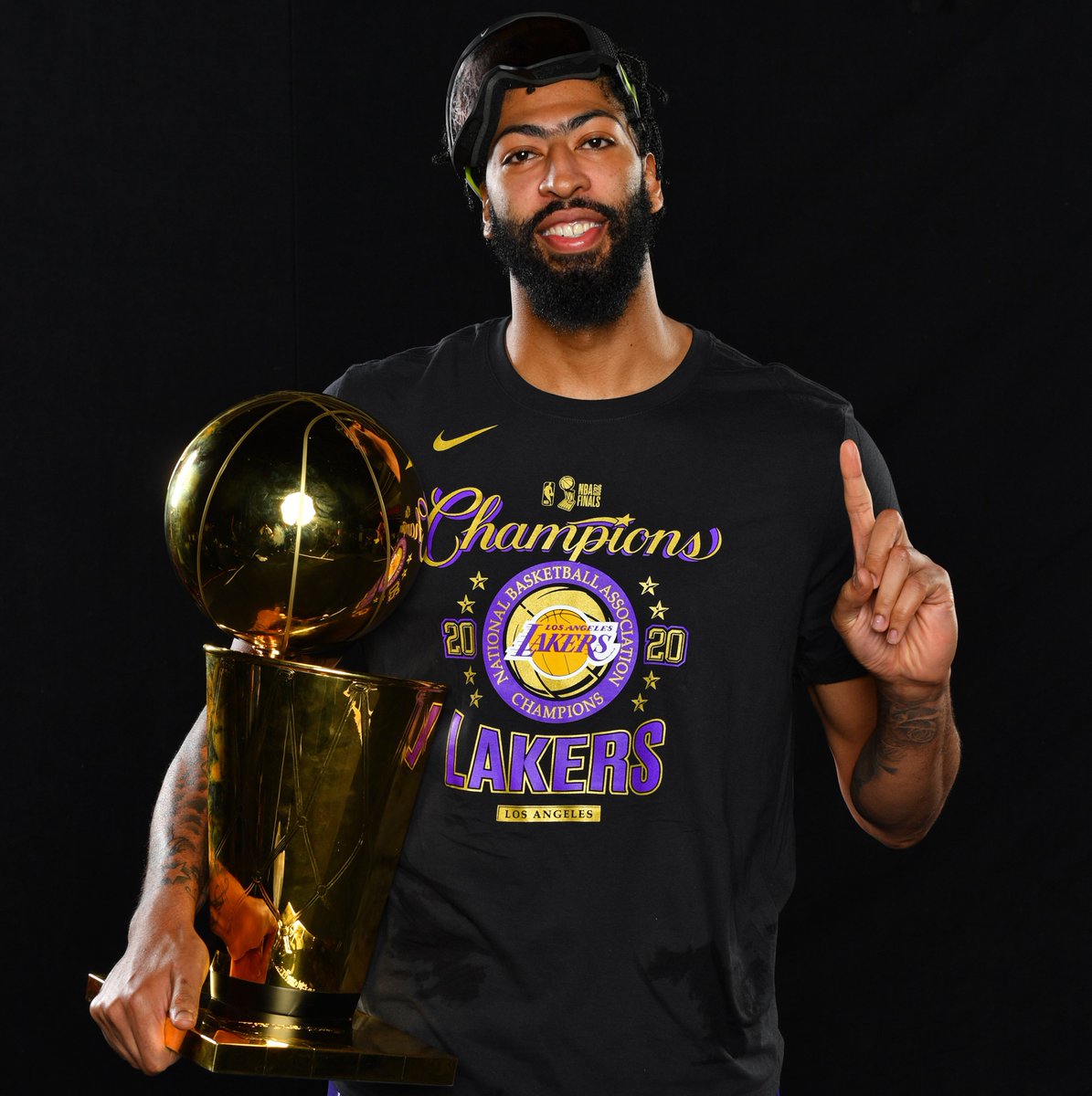 Join us in wishing <a href="/AntDavis23/">Anthony Davis</a> of the <a href="/Lakers/">Los Angeles Lakers</a> a HAPPY 28th BIRTHDAY!

#NBABDAY #LakeShow