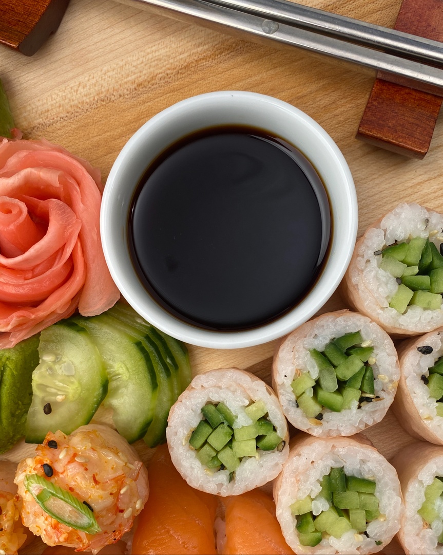 ovrgrnd's tweet photo. Our favorite thing about getting to work with food, is getting to work with food. 😜🍣 
https://t.co/Gui1S2NDE4 https://t.co/HjFldxrqk5