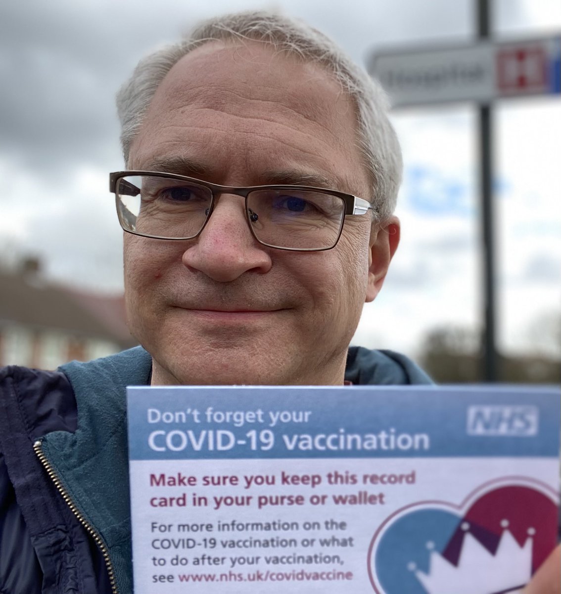 Immensely grateful for the incredible scientists who got us this far in a year, to the wonderful #NHS & to those that had the foresight to order enough vaccines for all the UK. We can also help other countries by giving towards the rollout. #GetOneGiveOne covaxamc.ctdonate.org