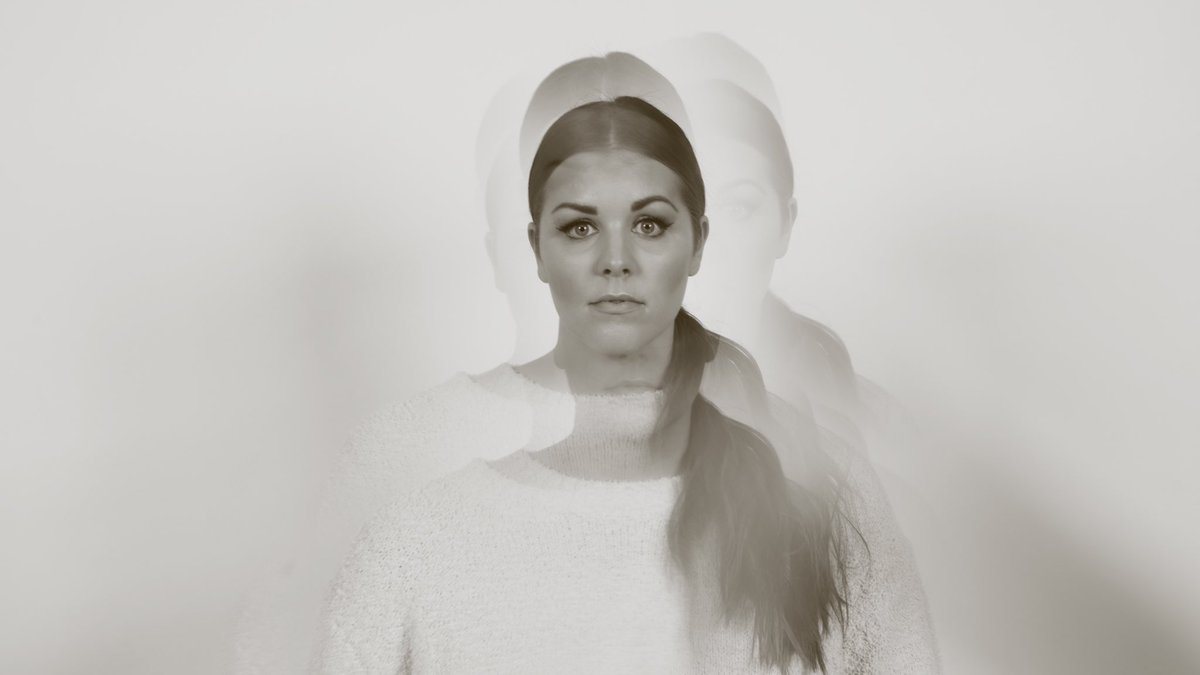 HannahKerr's tweet image. AHH SAME GOD is out TONIGHT at midnight Eastern!! can’t wait!!!💃🏻🕊🤍 #SameGod #newmusic