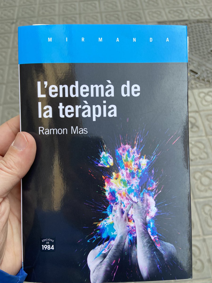 mahler_77's tweet photo. I quan reculls un encàrrec. I veus una recomanació de l'Esteve @eplantada #ramonmas @Edicions1984 https://t.co/i0ROWtJw5r