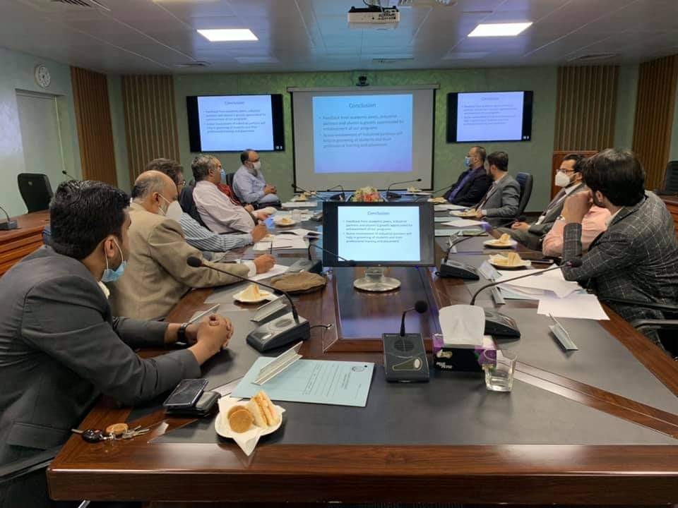 Our CEO delighted to be the part of corporate advisory committee of Software engineering department, Bahria University on enhancing academic curriculum in line with current industry demand.

It was a very fruitful discussion.

#bahriauniversity #startup #Analytics #DataScience