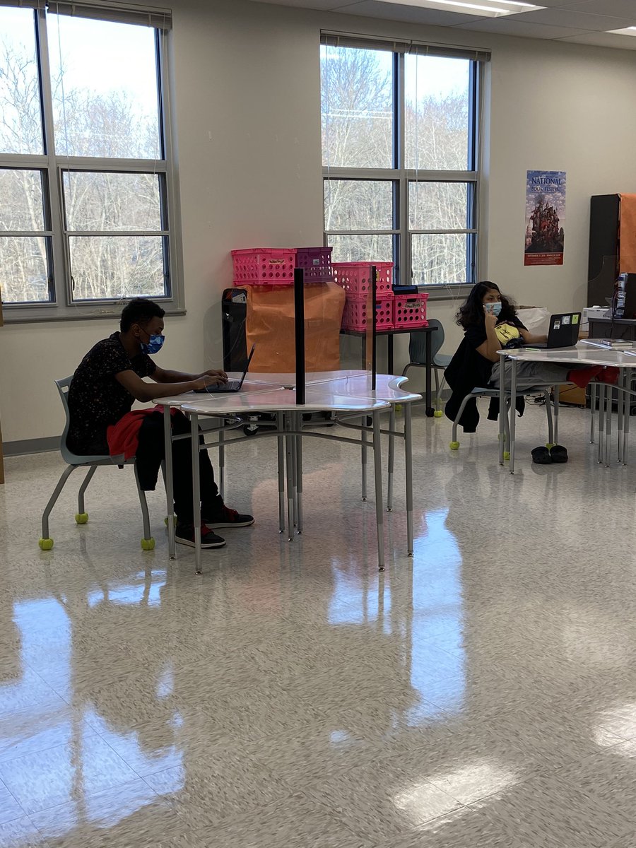 IndependenceWolfPackMiddle tweet media