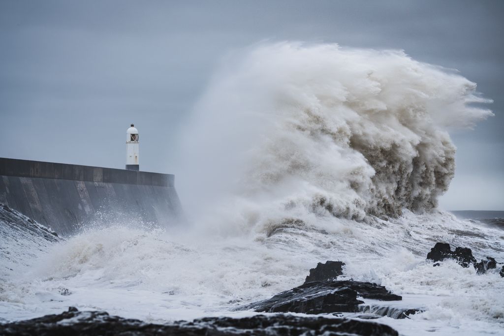 ⚠️ WARNING: Heavy rainfall across the country means more sewage will enter the ocean and rivers.

Over 130 MPs have already shown their support for the Sewage Bill - is your MP one of them?! 👀 👉buff.ly/35nPzhp #EndSewagePollution