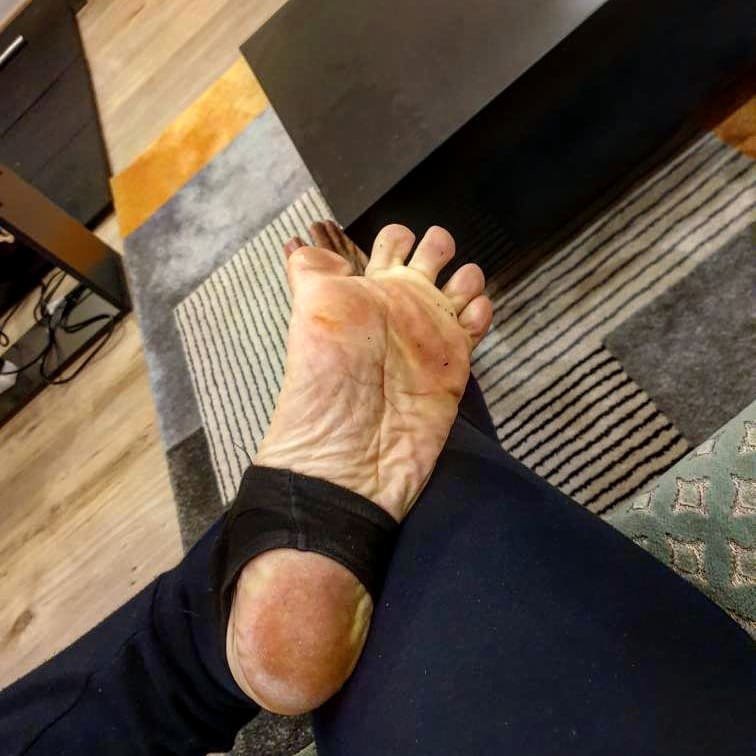 DemianaOlga's tweet photo. My Feet Yesterday after some morning walk
#Feet #feetphotography #footpics #dirtyfeet #FOOTFETİSH #footfetısh #barefoot #barefooting #barefooter  #solescloseup https://t.co/LDSdENDfGK