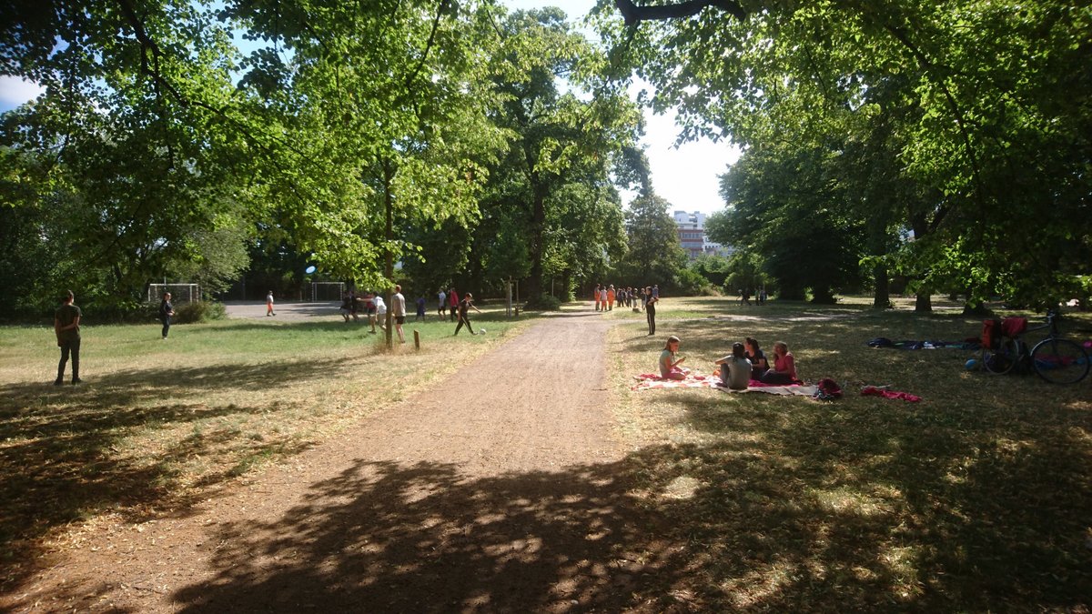 GreenEquityHEALTH (@greenequitylab) on Twitter photo Happy to share our new paper in UFUG on the Impact of#heat on urban #park visitation, #health and ecosystem services.
🌳->Preserve older parks, install drinking fountains, improve sanitary infrastructure, address safety concerns! authors.elsevier.com/a/1cj9O5m5d7s0…
<a href="/RolKraemer/">Roland Krämer</a> @NadjaKabisch Happy to share our new paper in UFUG on the Impact of#heat on urban #park visitation, #health and ecosystem services.
🌳->Preserve older parks, install drinking fountains, improve sanitary infrastructure, address safety concerns! authors.elsevier.com/a/1cj9O5m5d7s0…
<a href="/RolKraemer/">Roland Krämer</a> @NadjaKabisch