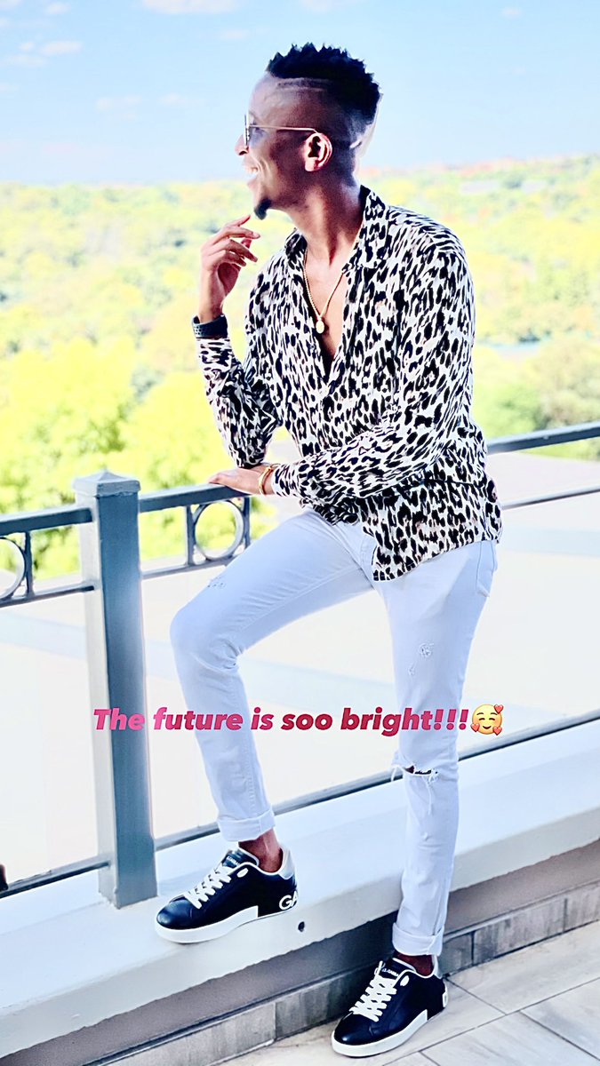 Young #TBT ☺️...always look ahead!!!