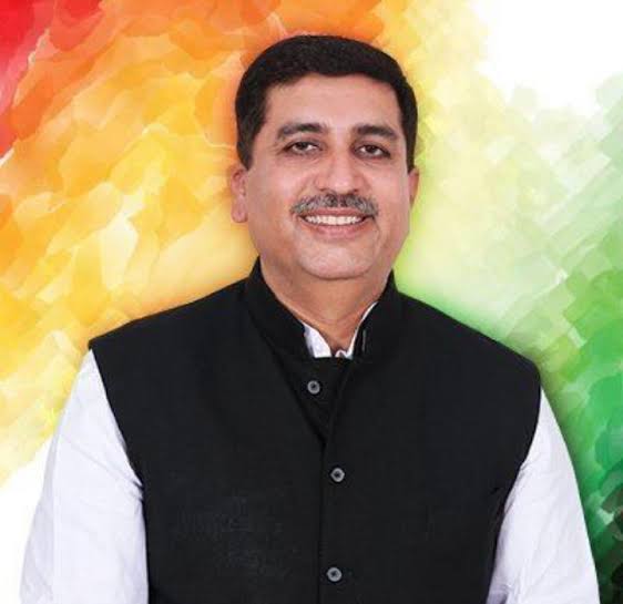 गुमशुदा की तलाश जहाँ कहीं भी मिले तो जयपुर भेजें घरवाले बहुत परेशान हो चुके है साथ में राजस्थान के पटवारी ।mission 3600
<a href="/ashokgehlot51/">Ashok Gehlot</a> <a href="/BhatiRajnandani/">Rajnandani Bhati</a> <a href="/Barmer_Harish/">Harish Chaudhary</a> <a href="/zeerajasthan_/">ZEE Rajasthan</a> <a href="/RahulGandhi/">Rahul Gandhi</a> <a href="/RajCMO/">CMO Rajasthan</a> <a href="/Divya91888721/">Divya kargwal</a>  2