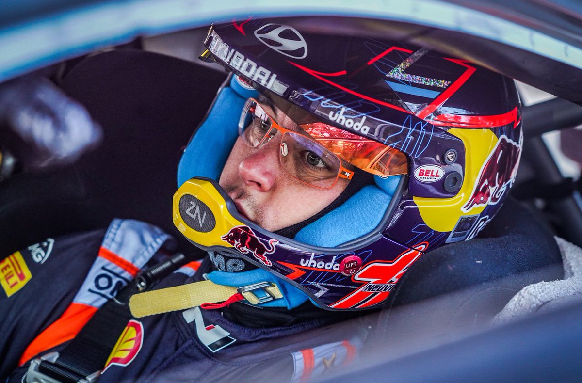 thierryneuville's tweet photo. It’s rally week! I’m excited to be at the start of @cioccorally tomorrow with @MWydaeghe at the wheel of the #Hyundai #i20R5 🚘
There’s 10 asphalt stages at the program (total of 93,42 km). The event is organized in Tuscany. Such a beautiful place!

#HMSGOfficial #CioccoRally https://t.co/KL9grVs3yk