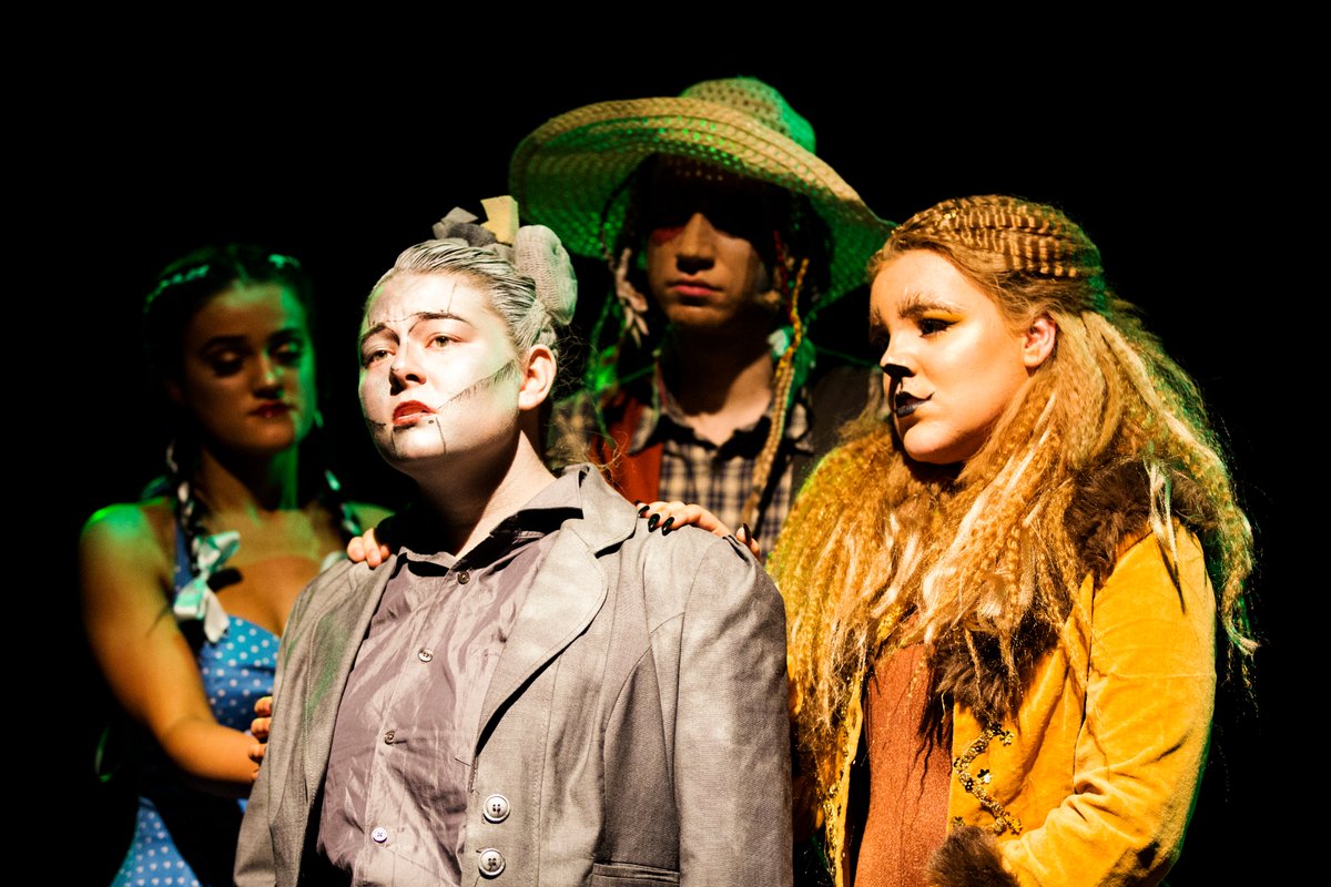 Are you an aspiring actor, dancer, set designer or stage manager? Our Performing Arts degree level courses are a stepping stone into the world of performance, whether you dream of being in the limelight or behind the scenes. Apply now bsdc.ac.uk/explore/course… 🎭🩰📽️
<a href="/FleetStreetPA/">Fleet Street Studios</a>