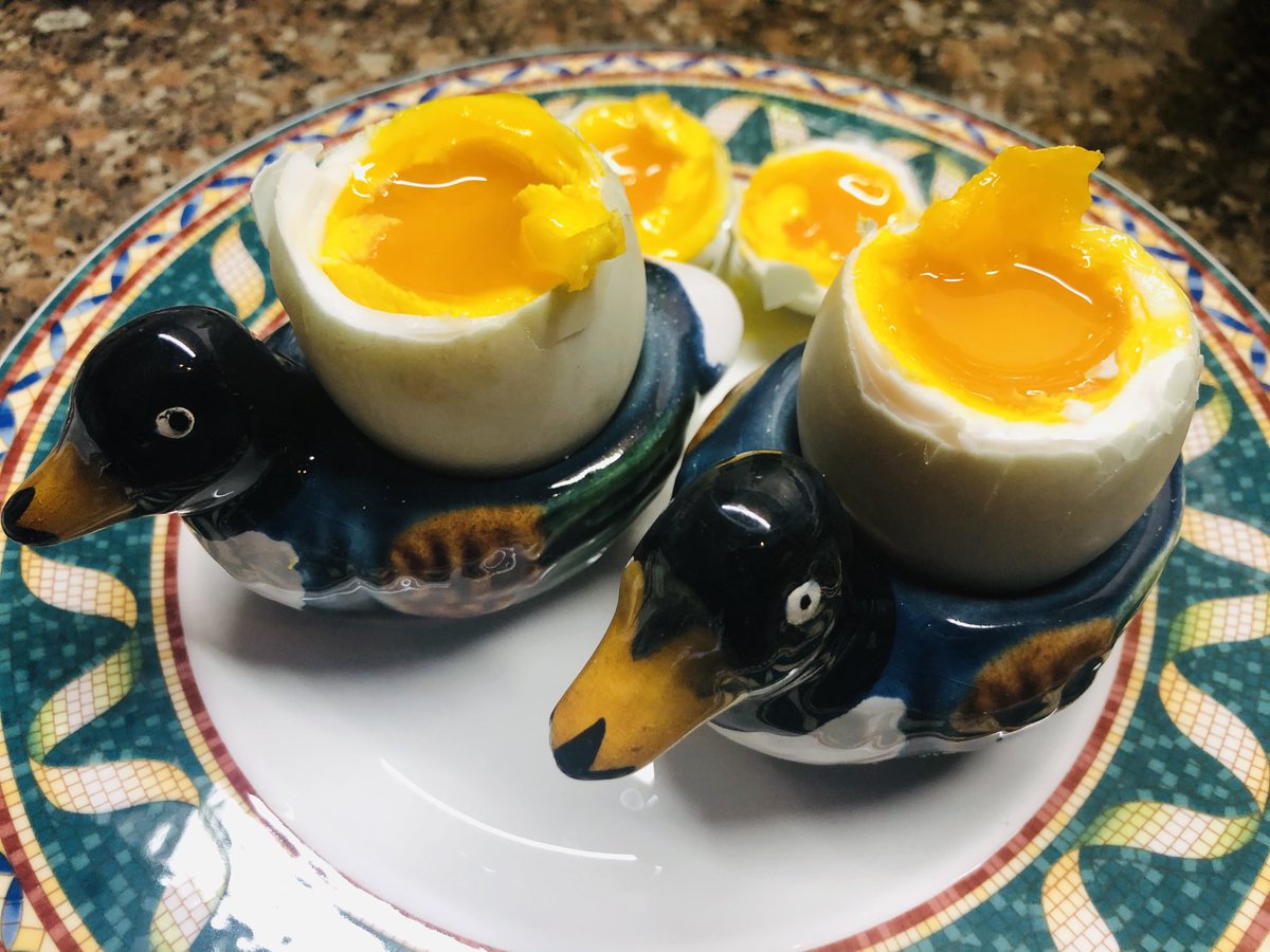 Averyslondon's tweet photo. Super Creamy #Duck #Eggs for Breakfast ⁦@TheCat_Max⁩ ⁦@Averyslondon⁩ https://t.co/CRRMbalONR
