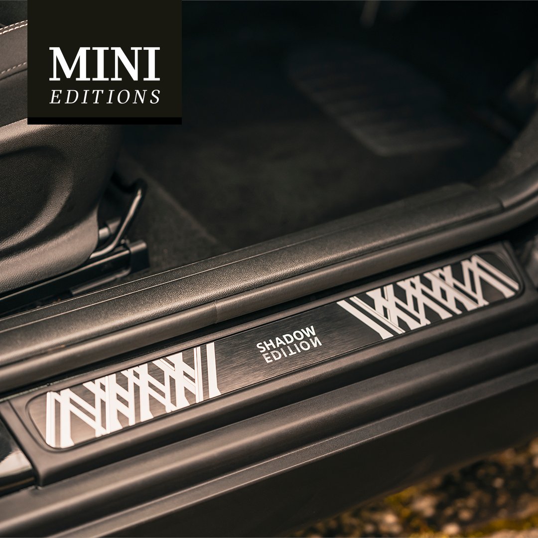 MINIUK's tweet image. Take a closer look. There’s more to discover than meets the eye. The MINI Shadow Edition isn&apos;t just black. It&apos;s metallic, glossy and monochromatic. A midnight black sky with a silver lining.  Are you ready to enjoy the finer details? bit.ly/2Z0avbx #MINI #ShadowEdition