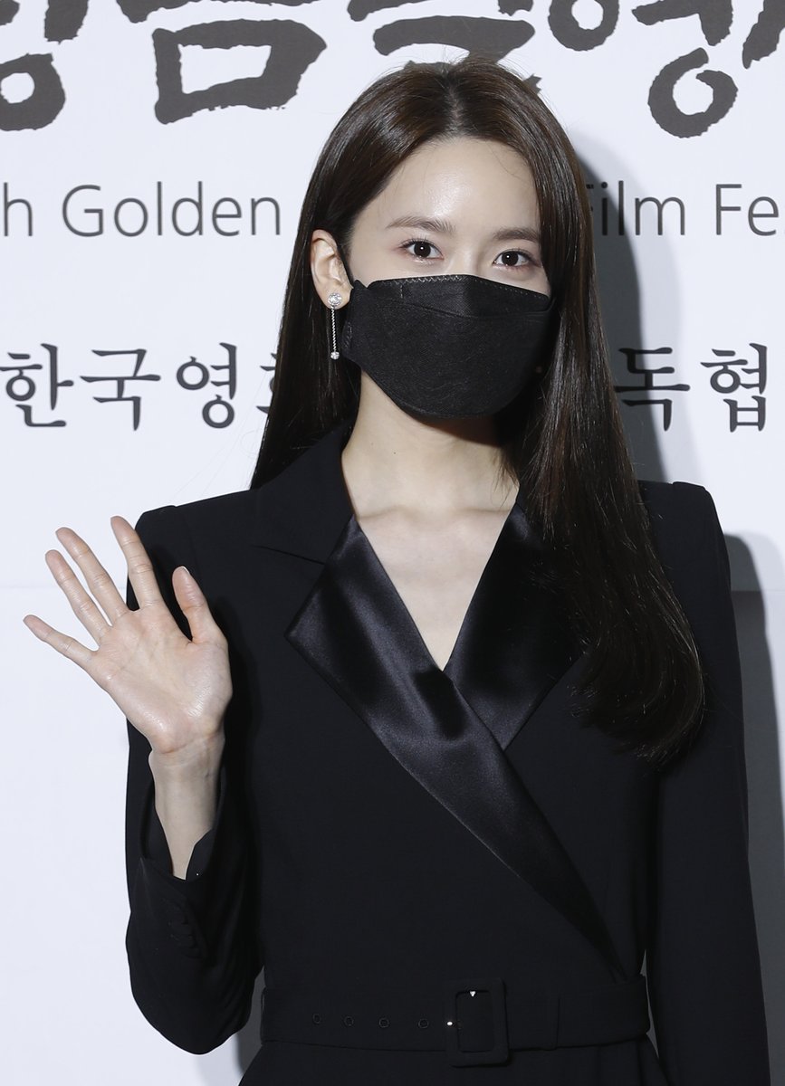 mystarmyangel's tweet photo. 210311 YoonA - 40th Golden Cinema Film Festival by Press (2)

#YoonA #윤아 https://t.co/vDL1q0b9hJ