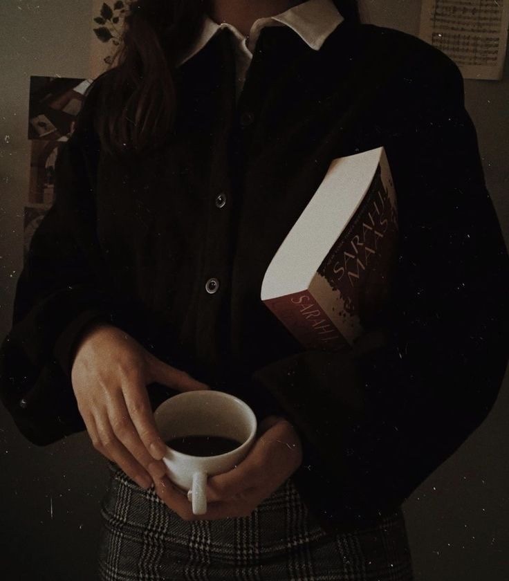 Someone Dark Academia Aesthetic Pfp Icons Dark Academia Background
