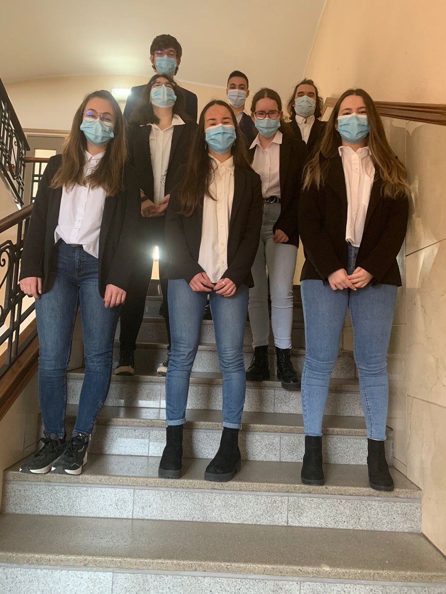 PastorinasLeon's tweet photo. V Edición de la Liga Debate.
¿Es el estado de alarma una medida eficaz en caso de pandemias como la COVID 19?
Nos enfrentamos al CC Don Bosco.
Momentos de preparación y nervios, también mucha emoción.
Ya son cinco años repitiendo esta experiencia y aprendiendo cada año. https://t.co/GhbwAmwSZe